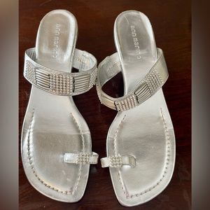 Ann Marino Silver Low Heel w/Rhinestones 9M